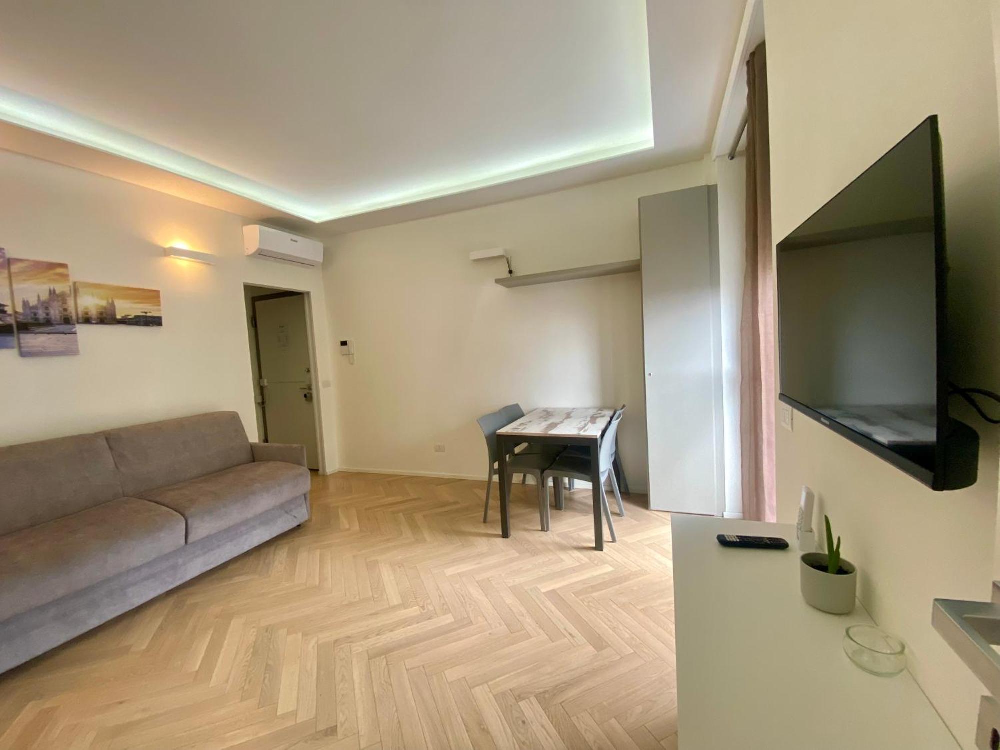 Sky View -Porta Nuova- Appartamento 2 Con Balcone ميلان المظهر الخارجي الصورة